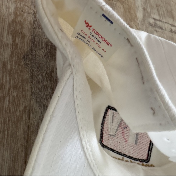 TV Guide White Baseball Cap One Size - Picture 3 of 5